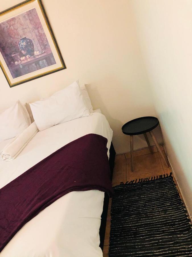 Mo-Nize Villa Guesthouse Otjiwarongo Exteriör bild
